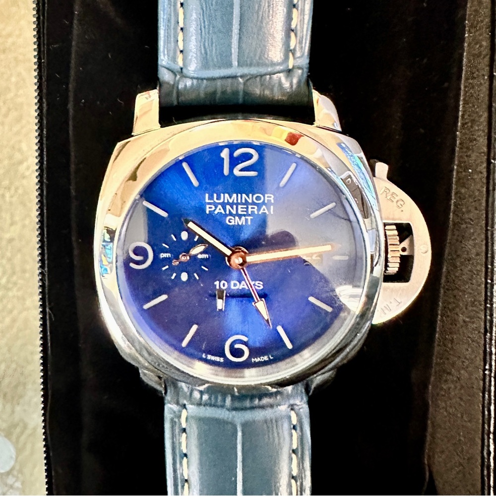 Panerai Luminor GMT